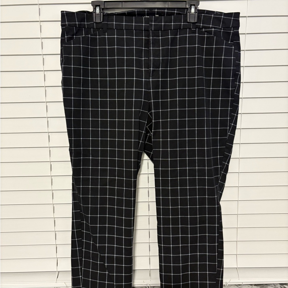 Old Navy Black Grid Women’s Dress Pants